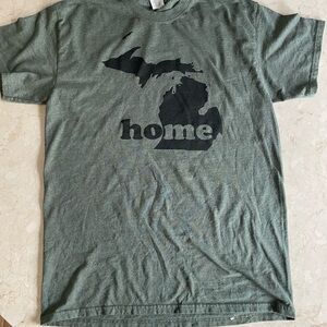 Michigan HOME t shirt Medium 50/50 green